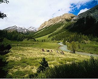 经典科幻生存恐怖类作品《死亡空间》重制版，现已推出于 PLAYSTATION 5、XBOX SERI